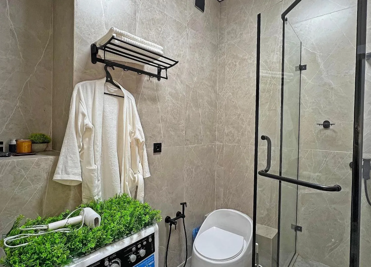 Очаровательные Апартаменты В Жк Комфорт Сити Almaty Apartment